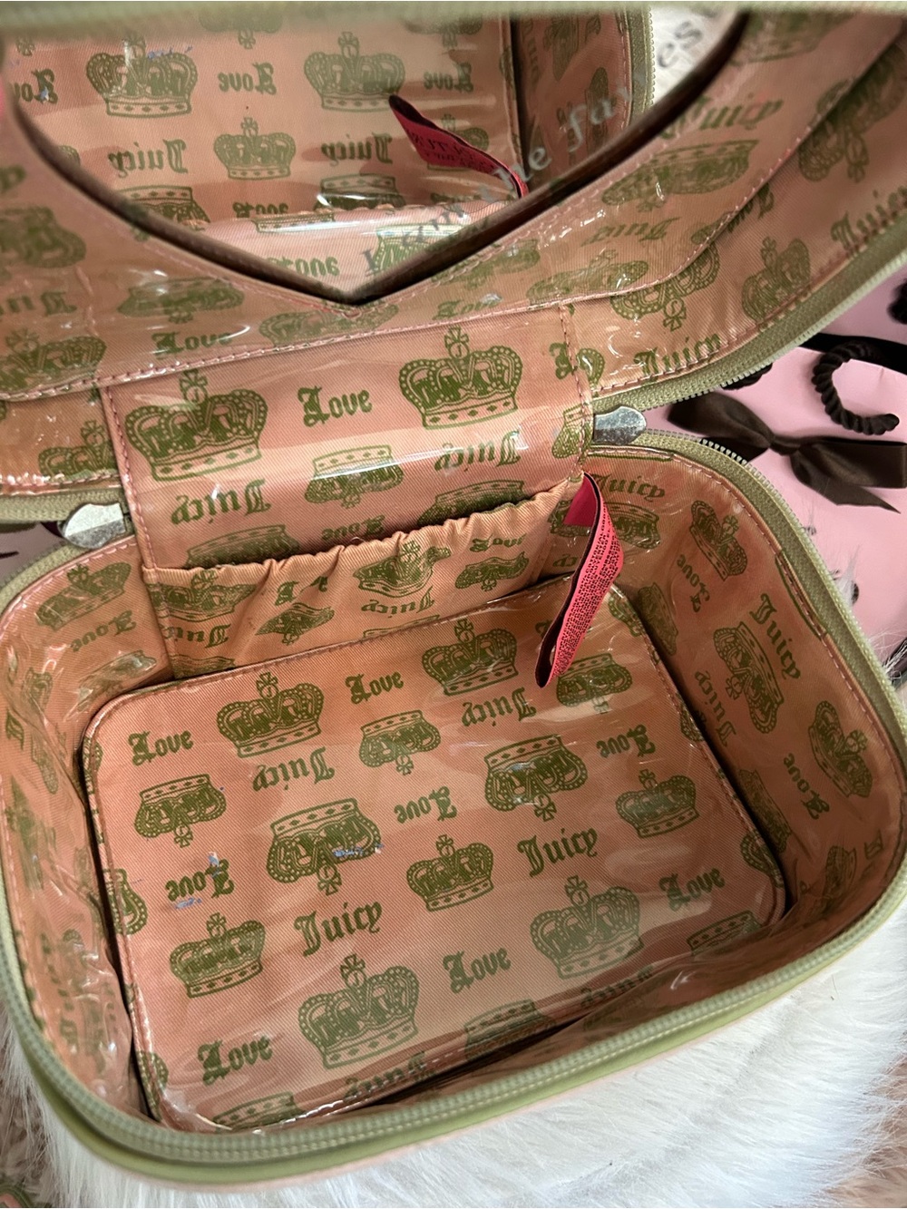 Vintage Juicy Couture Pink Velour Green Logo Train Case Matching Jewelry Case - Picture 8 of 13